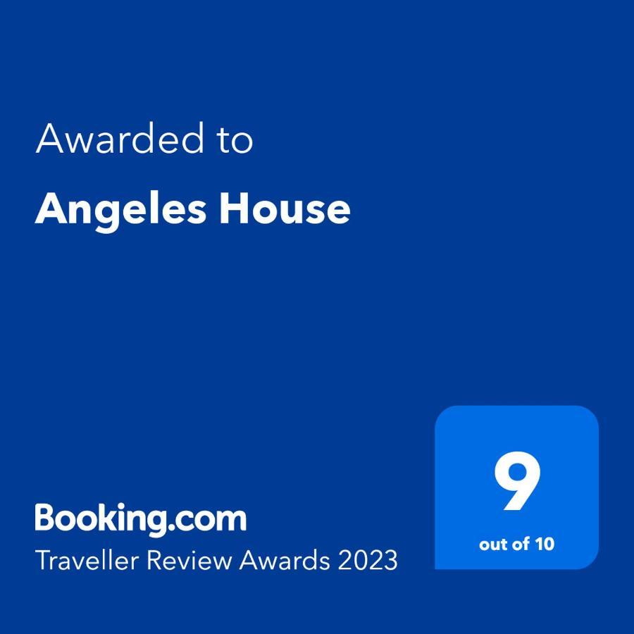 דירות סביליה Angeles House מראה חיצוני תמונה