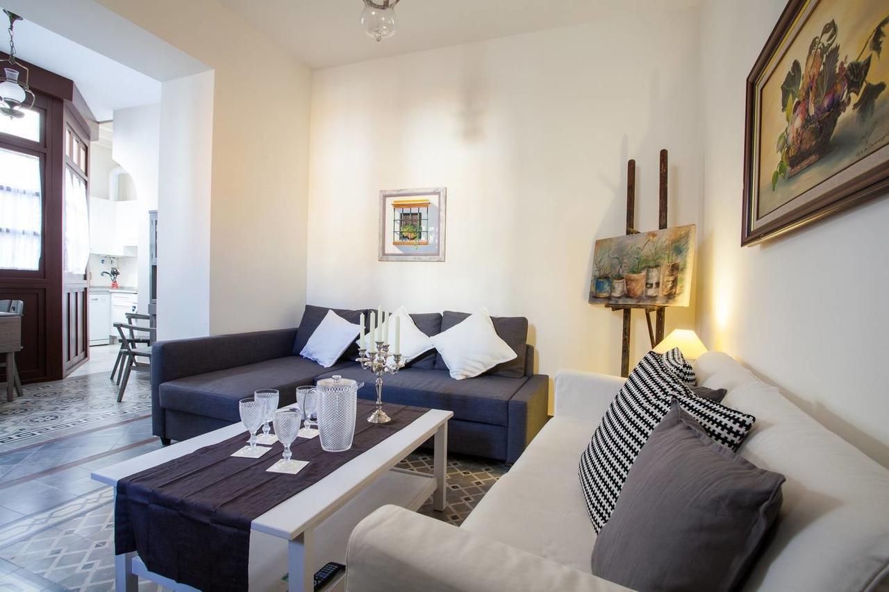 דירות סביליה Angeles House מראה חיצוני תמונה